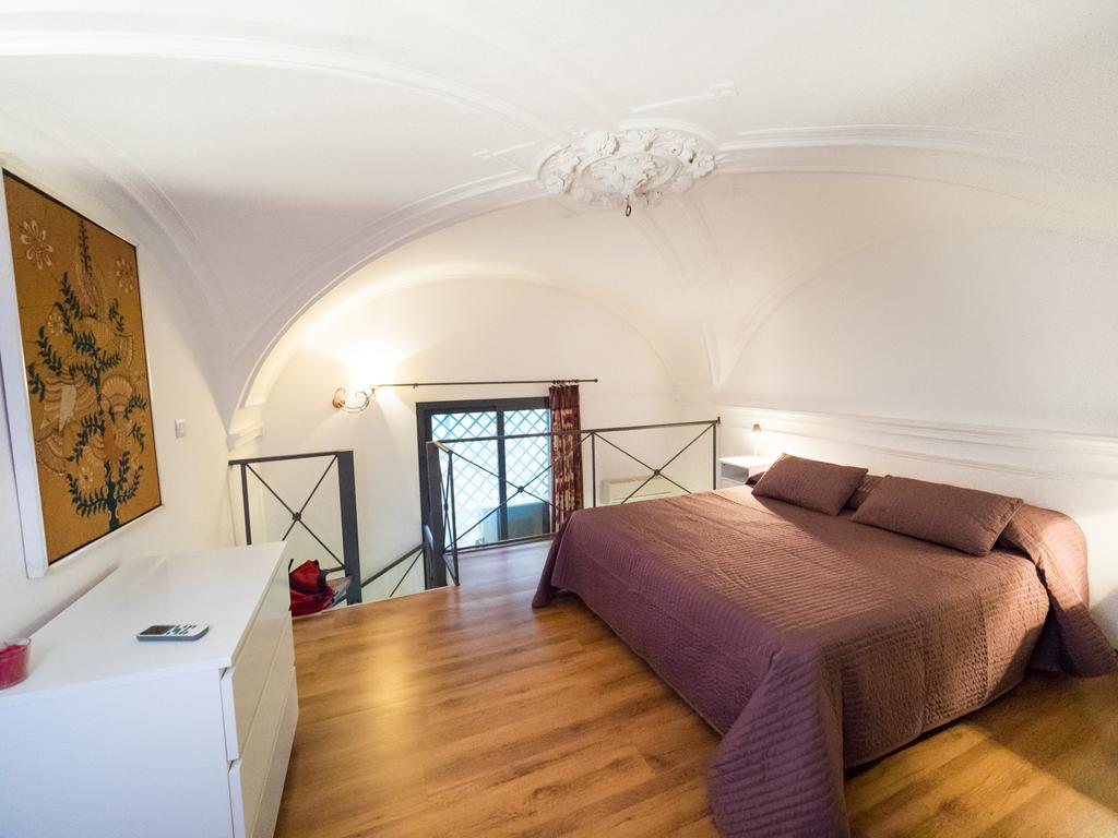 Appartamenti Villa Bellini 카타니아 외부 사진